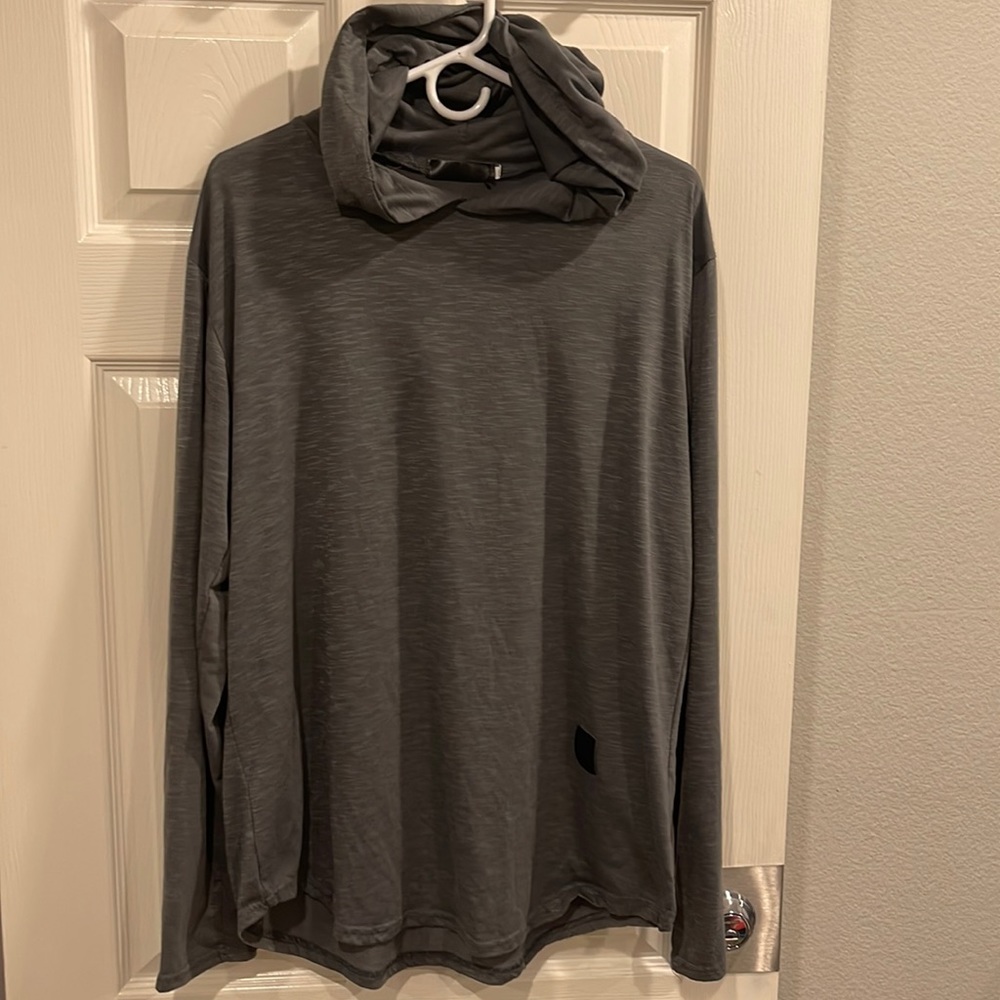 Long sleeve hoodie